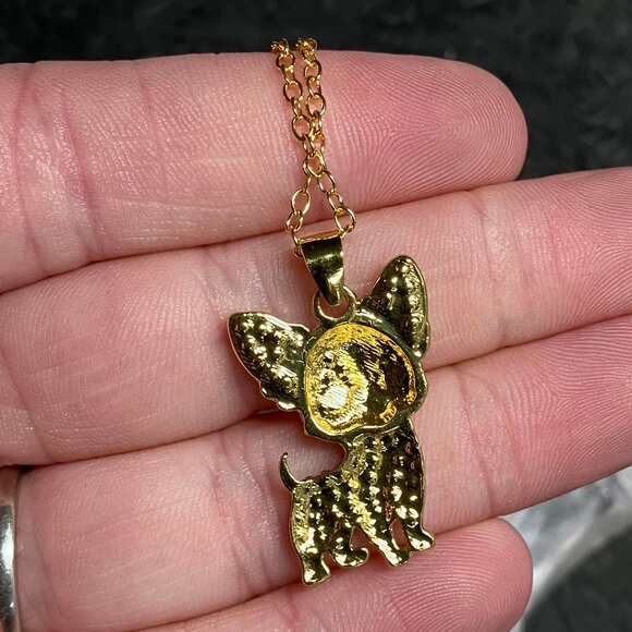 Cute Blingy Chihuahua Dog Necklace Pendant Jewelry - Picture 6 of 6